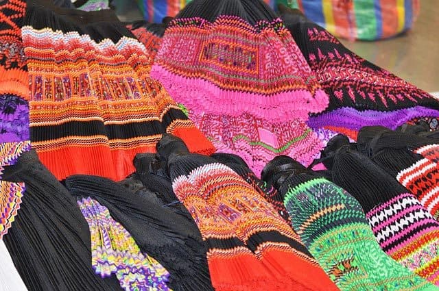 The Colors of Hmong – a centuries-old language
